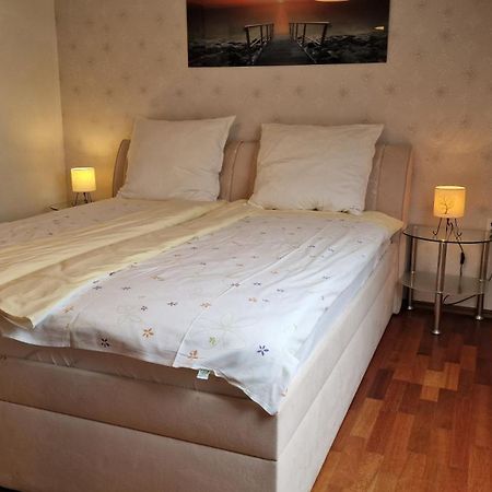 De Lux Wohnung Busum Exterior photo